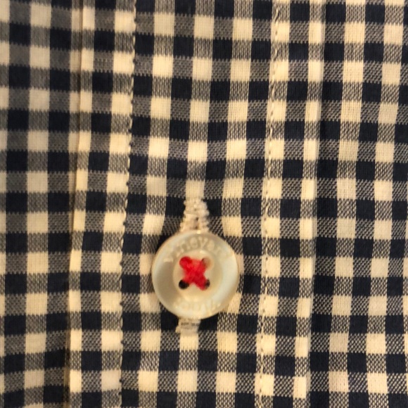 Vineyard vines boys size 16 dress shirt - Picture 6 of 7